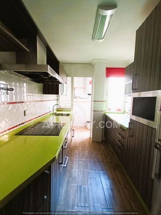 Foto 2 de Piso en venta en La Paz de 3 habitaciones con terraza y garaje