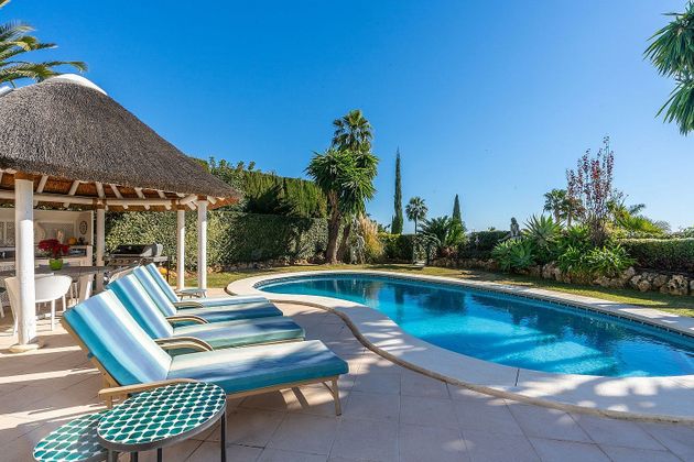 Foto 2 de Xalet en venda a urbanización Altos Reales de 4 habitacions amb terrassa i piscina