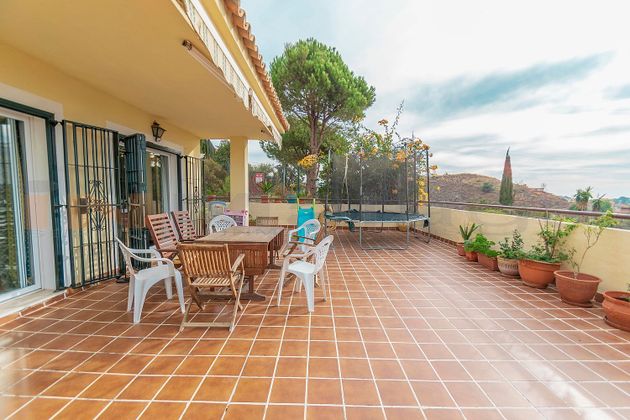 Foto 2 de Casa adossada en venda a Pinares de San Antón de 4 habitacions amb terrassa i piscina