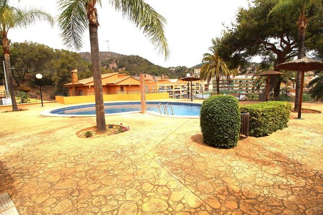 Foto 1 de Venta de ático en Serra de 2 habitaciones con terraza y piscina