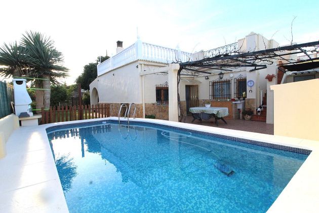 Foto 1 de Xalet en venda a Moncada de 2 habitacions amb terrassa i piscina
