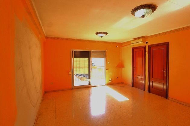 Foto 2 de Piso en venta en Zona Concordia de 4 habitaciones con garaje y balcón