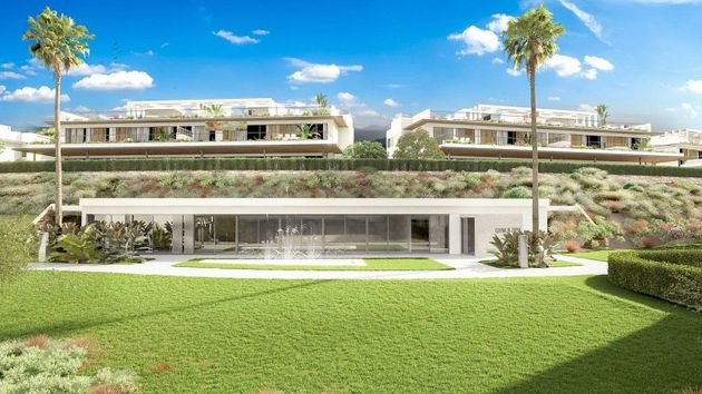Foto 1 de Ático en venta en El Higueral - La Merced de 4 habitaciones con terraza y piscina