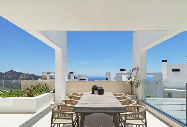 Foto 2 de Àtic en venda a Las Cancelas - Valdeolletas de 3 habitacions amb terrassa i piscina
