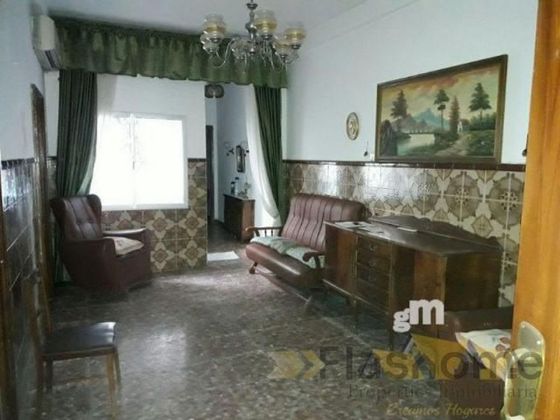 Foto 1 de Casa en venda a Villanueva de la Serena de 4 habitacions amb aire acondicionat