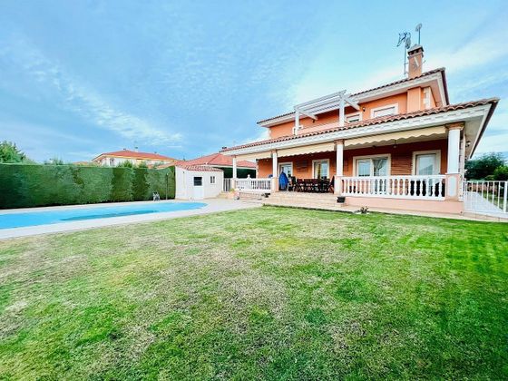 Foto 1 de Casa en venda a Golf Guadiana de 6 habitacions amb terrassa i piscina