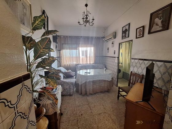 Foto 2 de Casa en venda a Villanueva de la Serena de 4 habitacions amb terrassa i garatge