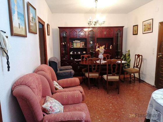 Foto 1 de Casa en venda a Residencial Triana - Barrio Alto de 6 habitacions amb terrassa i balcó