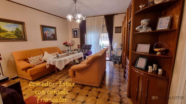 Foto 2 de Pis en venda a Villanueva de la Serena de 3 habitacions amb terrassa i balcó
