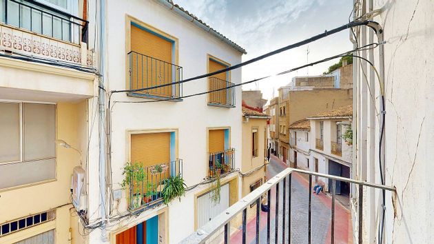 Foto 1 de Xalet en venda a Buñol de 9 habitacions amb terrassa i balcó