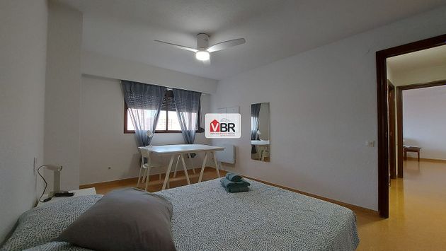 Foto 2 de Alquiler de piso en La Vega Baixa de 4 habitaciones con muebles y aire acondicionado
