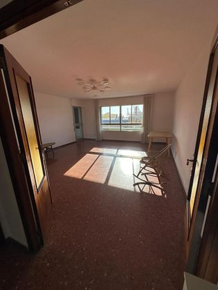 Foto 2 de Alquiler de piso en Perchel Sur - Plaza de Toros Vieja de 4 habitaciones con terraza y garaje