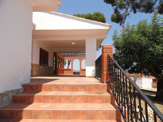 Foto 1 de Xalet en venda a Turís de 4 habitacions amb terrassa i piscina