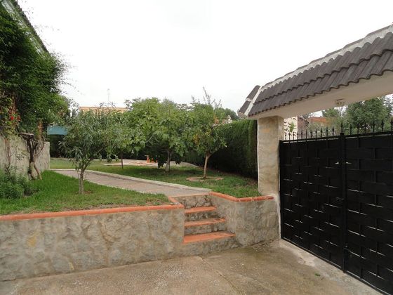 Foto 2 de Venta de chalet en Turís de 3 habitaciones con terraza y piscina