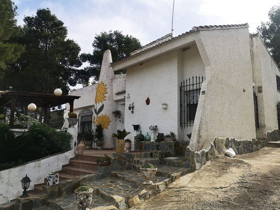 Foto 1 de Venta de chalet en Turís de 4 habitaciones con terraza y jardín