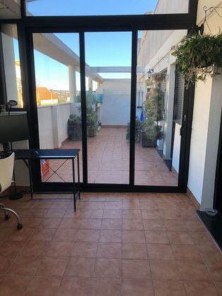 Foto 2 de Àtic en venda a Monserrat de 3 habitacions amb terrassa i garatge