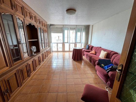 Foto 2 de Venta de piso en Centro - Murcia de 4 habitaciones con garaje y ascensor