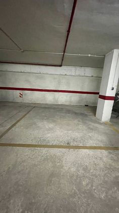 Foto 2 de Garaje en venta en Alberca de 38 m²