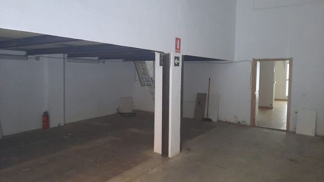 Foto 1 de Alquiler de local en La Vega Baixa de 170 m²