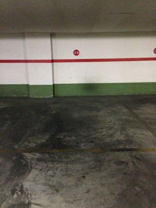 Foto 1 de Alquiler de garaje en avenida Del General Avilés de 12 m²