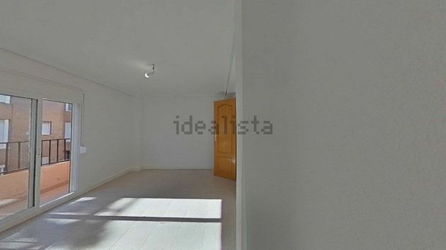Foto 2 de Piso en alquiler en calle Del Pare Viñas de 3 habitaciones y 66 m²