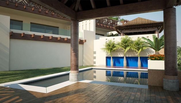 Foto 1 de Casa en venda a El Higueral - La Merced de 3 habitacions amb terrassa i piscina