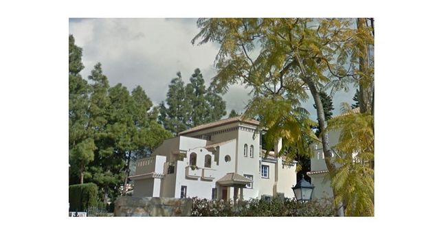 Foto 1 de Chalet en alquiler en El Higueral - La Merced de 4 habitaciones con terraza y piscina