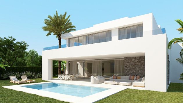 Foto 1 de Xalet en venda a Río Real de 4 habitacions amb terrassa i piscina