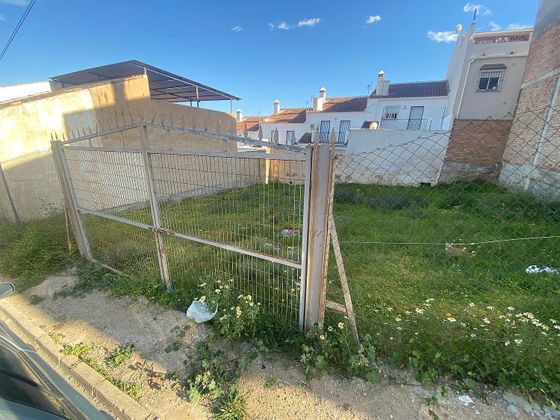 Foto 2 de Venta de terreno en calle La Paz de 266 m²