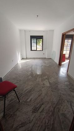 Foto 2 de Venta de piso en Centro - Huelva de 4 habitaciones con balcón y aire acondicionado