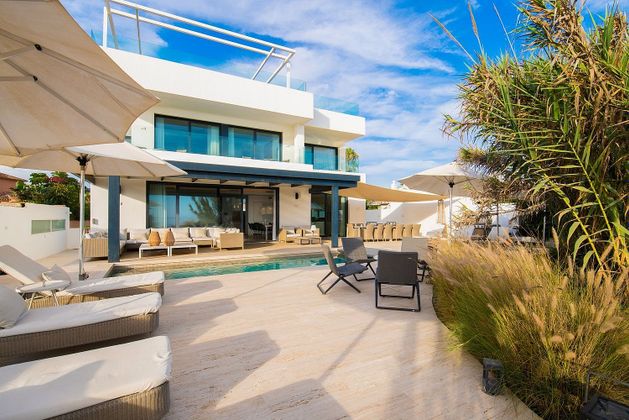 Foto 2 de Xalet en venda a Elviria de 6 habitacions amb terrassa i piscina