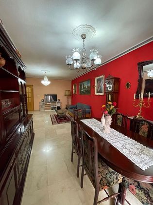 Foto 1 de Piso en venta en Guadix de 4 habitaciones con balcón y aire acondicionado