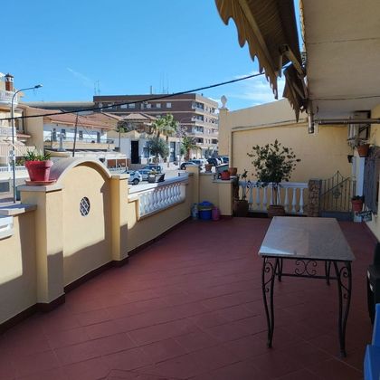 Foto 1 de Pis en venda a avenida Andalucía de 3 habitacions amb terrassa i aire acondicionat