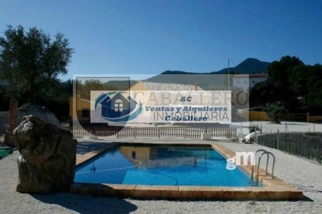 Foto 1 de Xalet en venda a Moratalla de 6 habitacions amb piscina i garatge