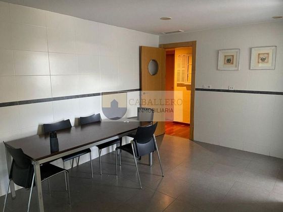 Foto 2 de Venta de piso en Juan Carlos I de 5 habitaciones con garaje y aire acondicionado