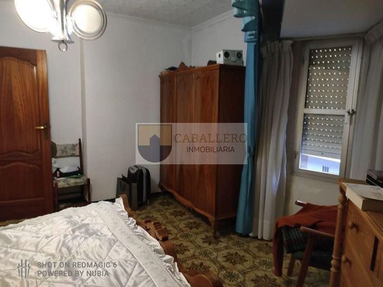 Foto 2 de Venta de casa en Juan Carlos I de 5 habitaciones con terraza y muebles