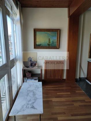 Foto 1 de Pis en venda a Centro - Murcia de 4 habitacions amb garatge i mobles