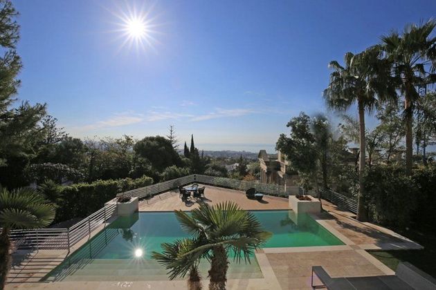 Foto 2 de Xalet en venda a Sierra Blanca de 6 habitacions amb terrassa i piscina