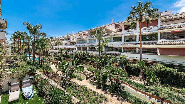 Foto 2 de Pis en venda a calle Las Cañas Beach de 2 habitacions amb terrassa i piscina