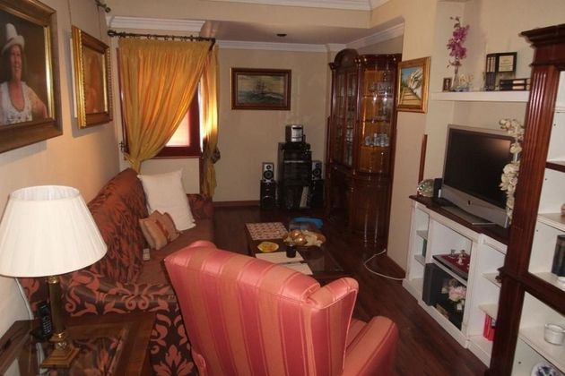 Foto 1 de Pis en venda a Ensanche Centro - Puerto de 2 habitacions amb aire acondicionat i calefacció