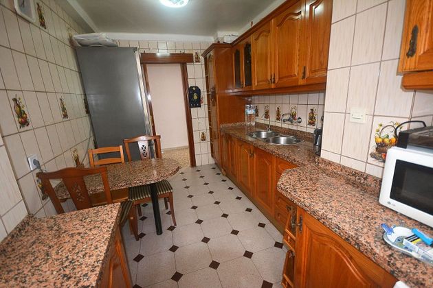 Foto 2 de Pis en venda a Suárez de 3 habitacions amb terrassa i garatge