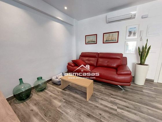 Foto 2 de Piso en alquiler en Torreón - La Almadraba de 1 habitación con terraza y piscina