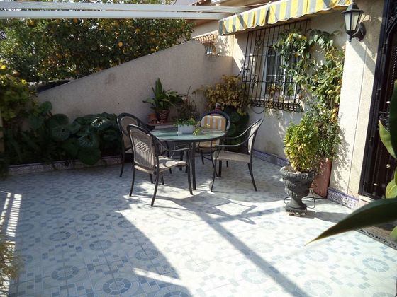 Foto 1 de Casa en venda a Los Cuarteros de 5 habitacions amb jardí i aire acondicionat