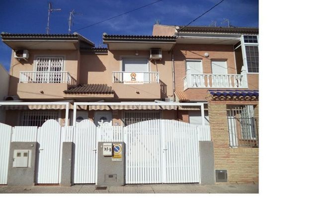 Foto 1 de Dúplex en venta en Los Cuarteros de 3 habitaciones con terraza y aire acondicionado