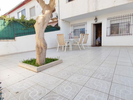Foto 1 de Venta de dúplex en Santiago de la Ribera de 3 habitaciones con jardín y aire acondicionado