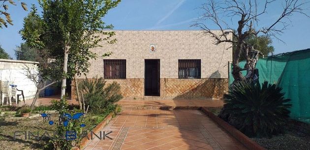 Foto 1 de Casa rural en venda a Coria del Río de 2 habitacions amb piscina i aire acondicionat