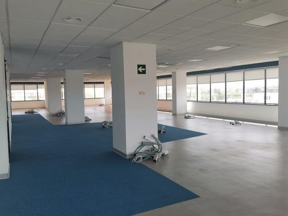 Foto 2 de Oficina en venda a avenida De la Innovación amb garatge i ascensor