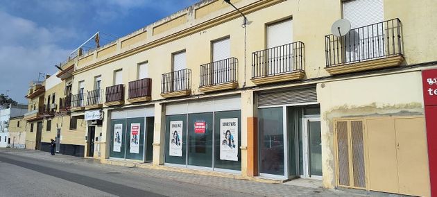Foto 1 de Local en venda a calle Arenal de 279 m²