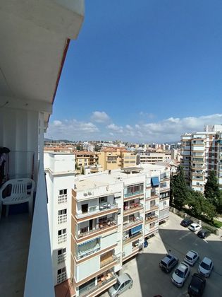 Foto 1 de Alquiler de piso en Poniente-Faro de 2 habitaciones con terraza y piscina