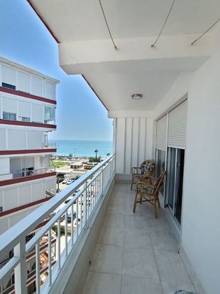 Foto 2 de Alquiler de piso en Poniente-Faro de 2 habitaciones con terraza y piscina